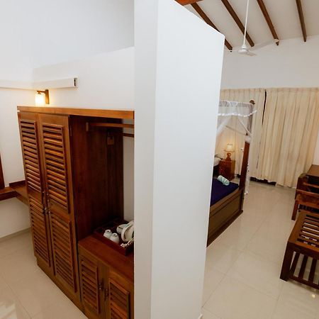 Prince Beach Hotel เบนโตตา ภายนอก รูปภาพ