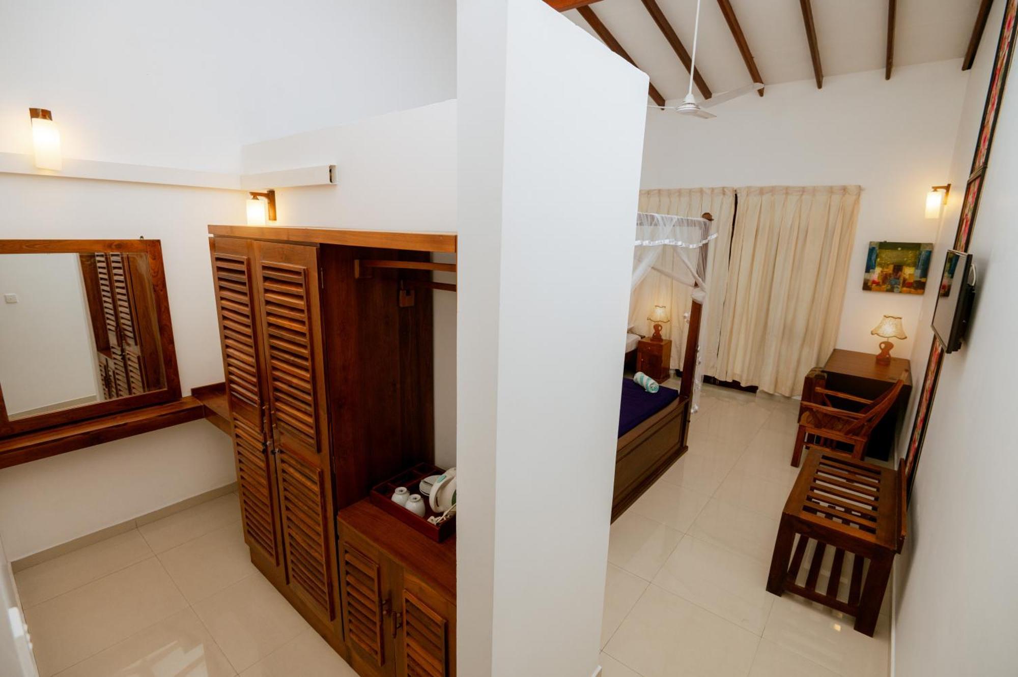 Prince Beach Hotel เบนโตตา ภายนอก รูปภาพ