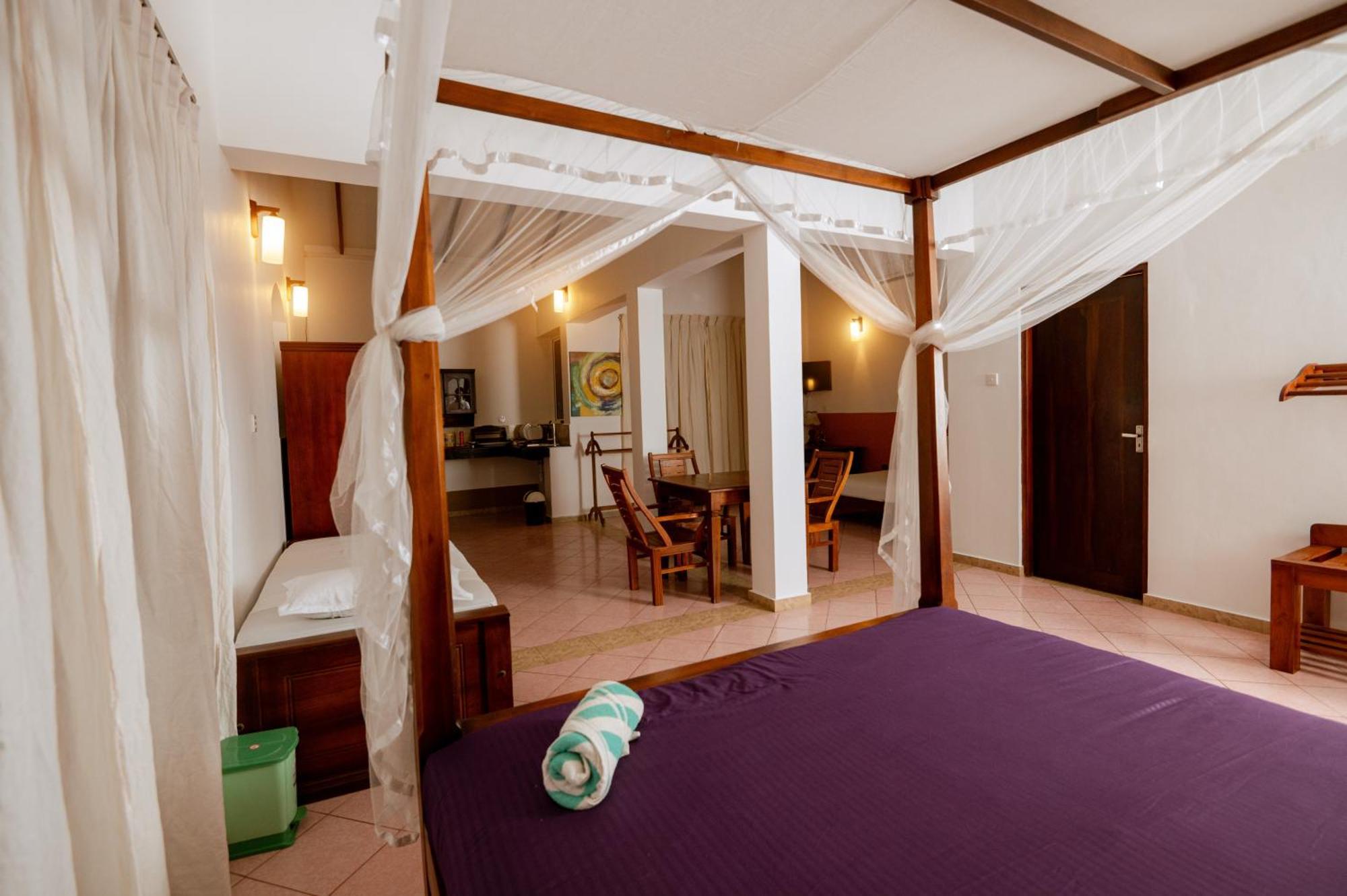 Prince Beach Hotel เบนโตตา ภายนอก รูปภาพ