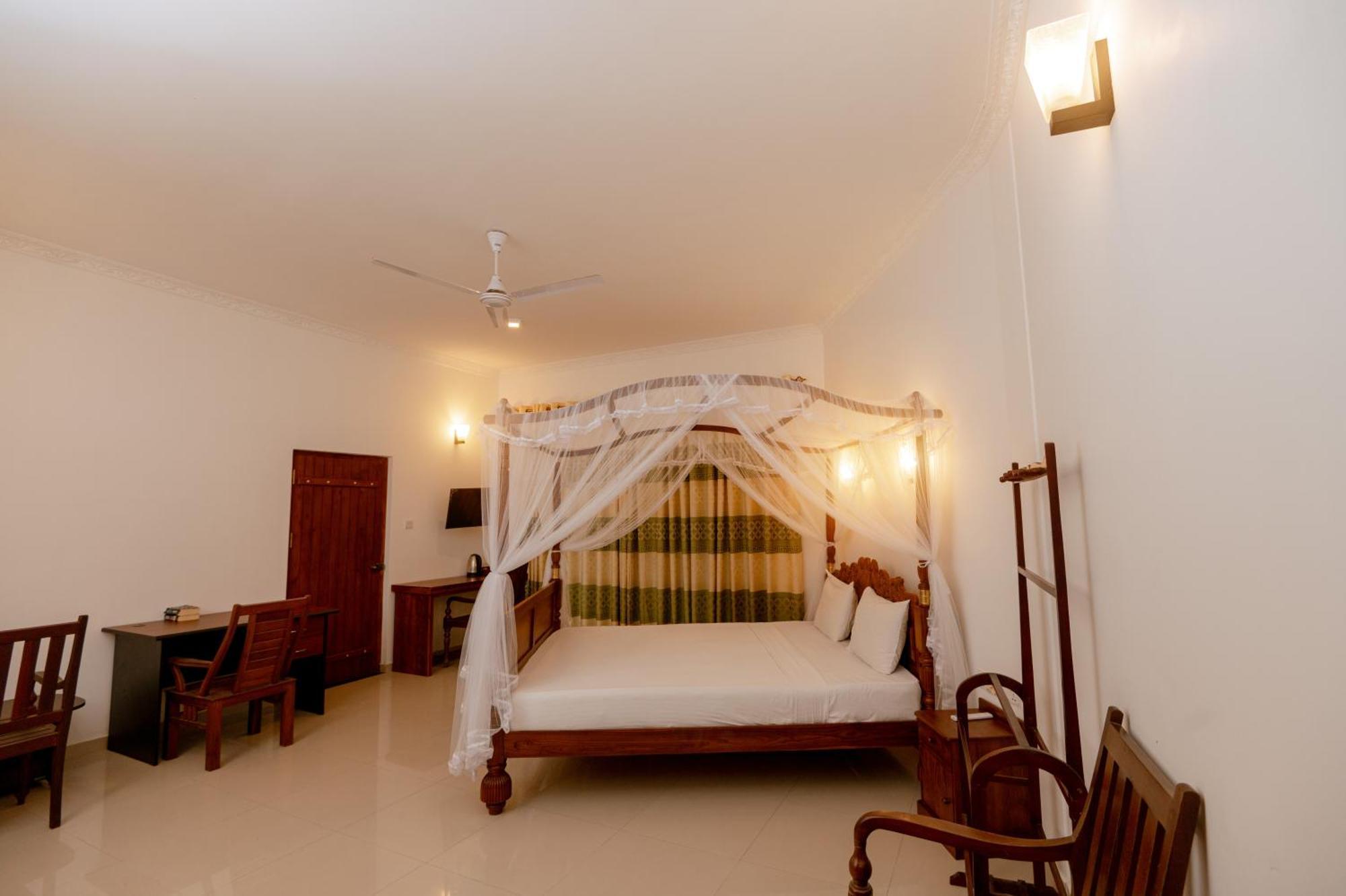 Prince Beach Hotel เบนโตตา ภายนอก รูปภาพ