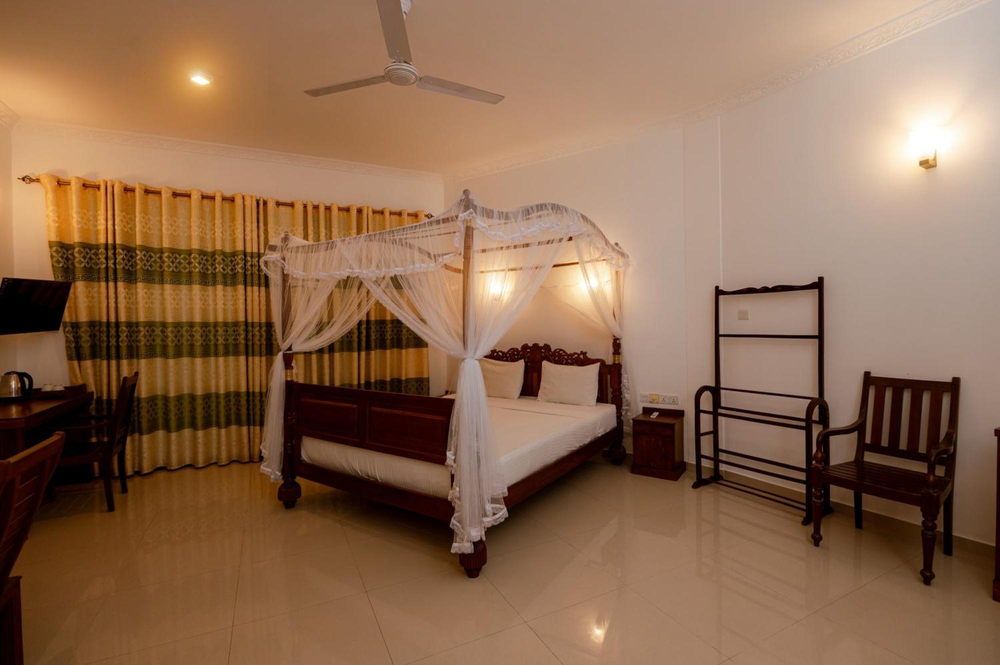 Prince Beach Hotel เบนโตตา ภายนอก รูปภาพ