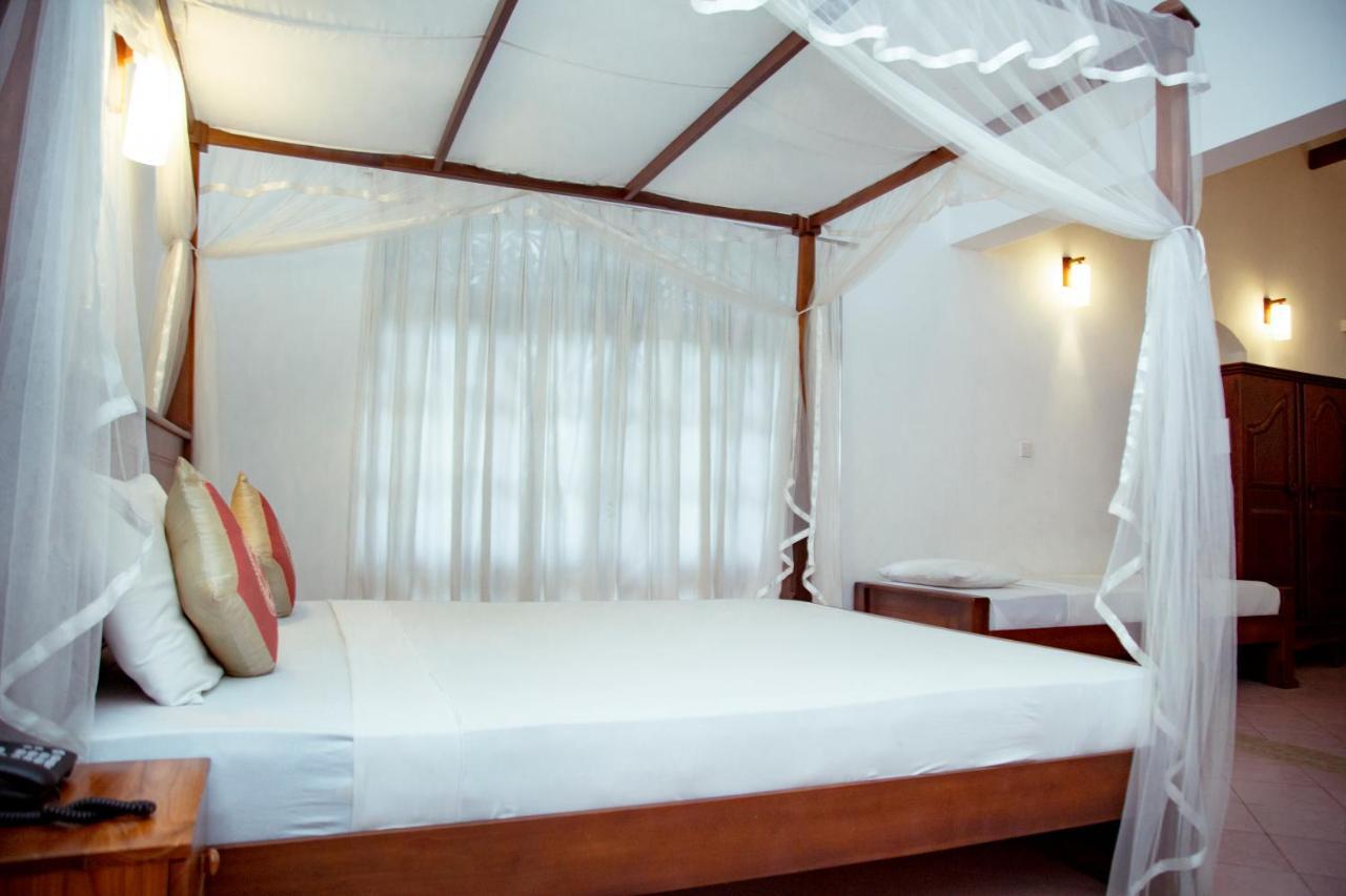 Prince Beach Hotel เบนโตตา ภายนอก รูปภาพ
