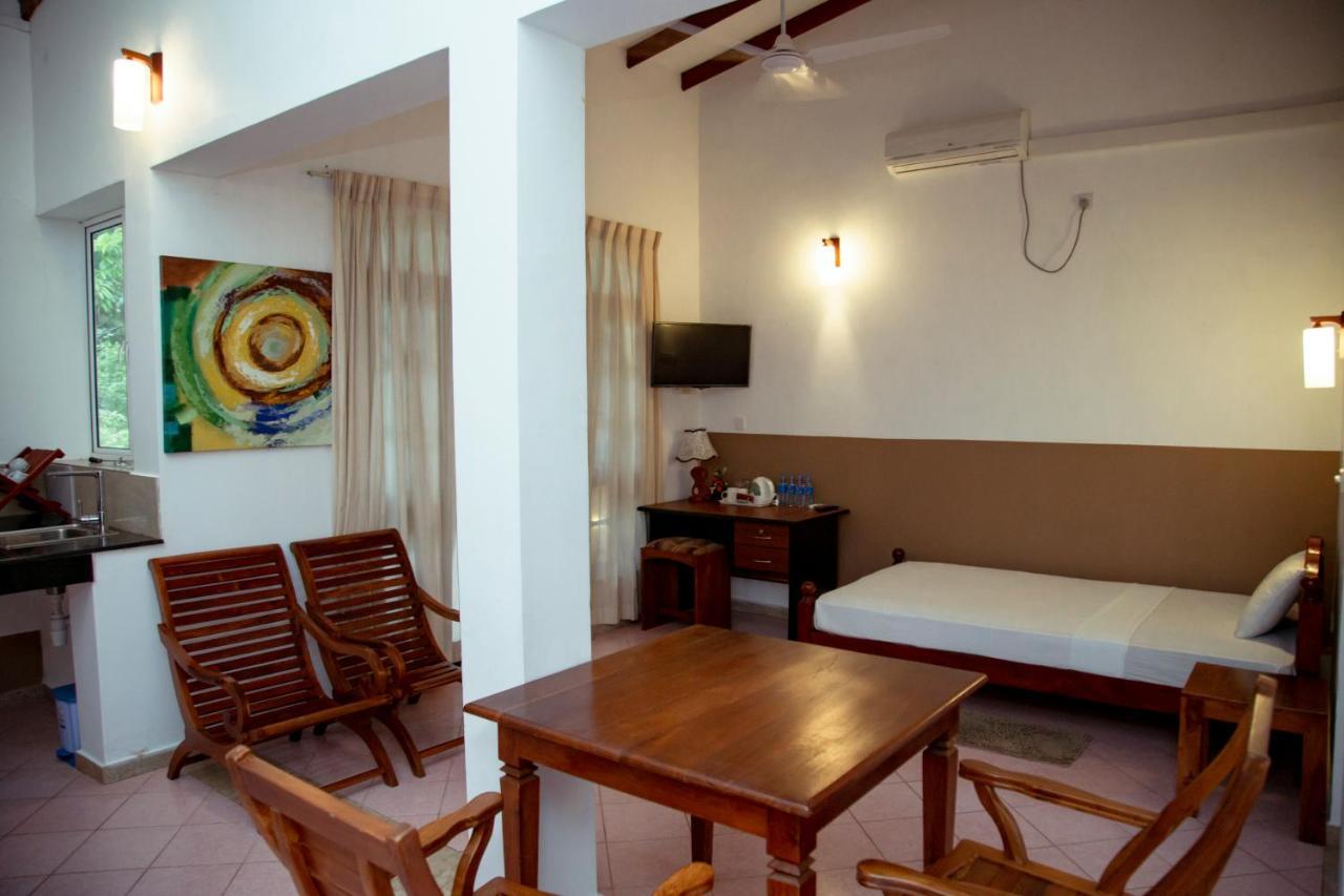 Prince Beach Hotel เบนโตตา ภายนอก รูปภาพ