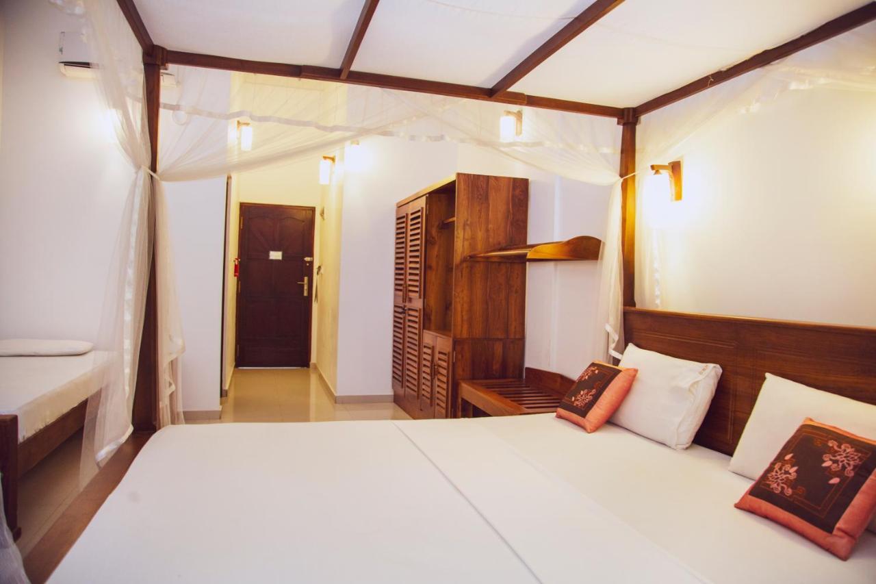 Prince Beach Hotel เบนโตตา ภายนอก รูปภาพ