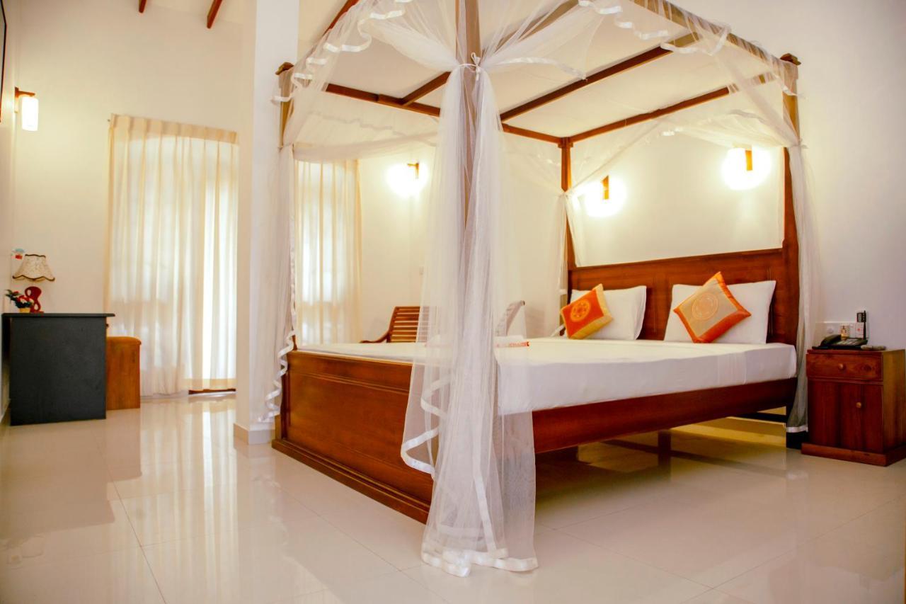 Prince Beach Hotel เบนโตตา ภายนอก รูปภาพ