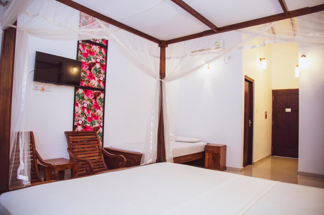 Prince Beach Hotel เบนโตตา ภายนอก รูปภาพ
