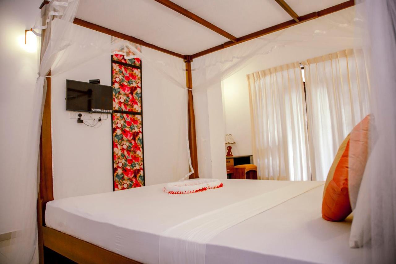 Prince Beach Hotel เบนโตตา ภายนอก รูปภาพ